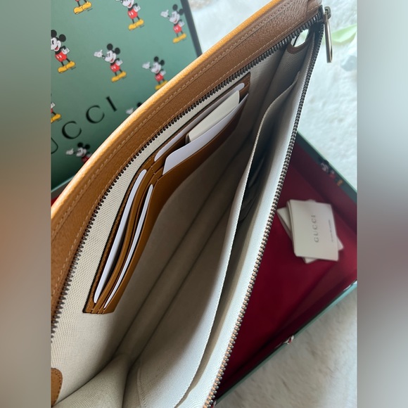 New Gucci X Disney GG Canvas Mickey Mouse Pouch Clutch Bag - Picture 15 of 16